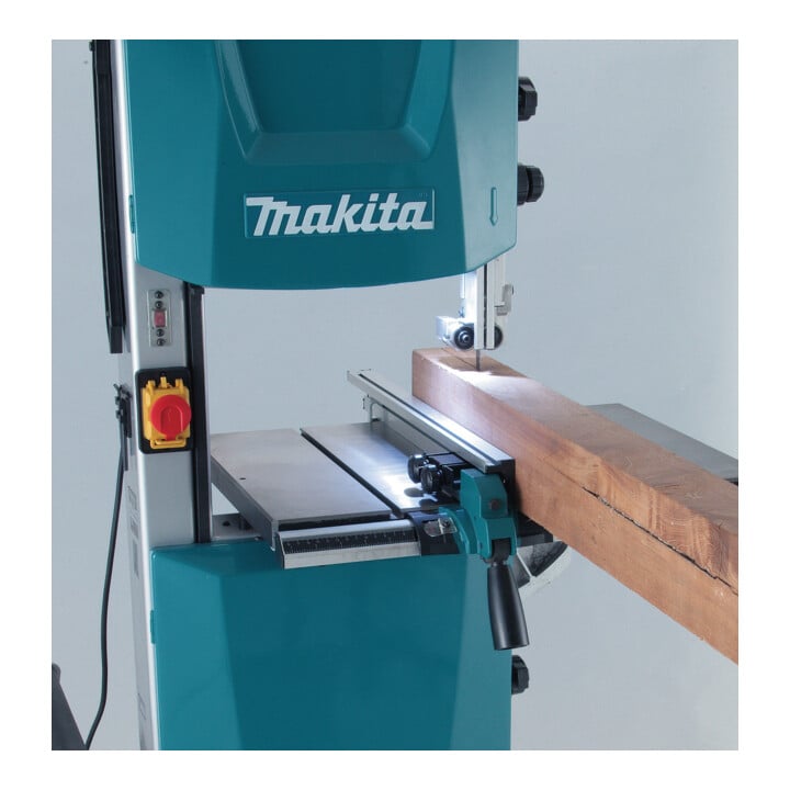Scie à ruban Makita LB1200F