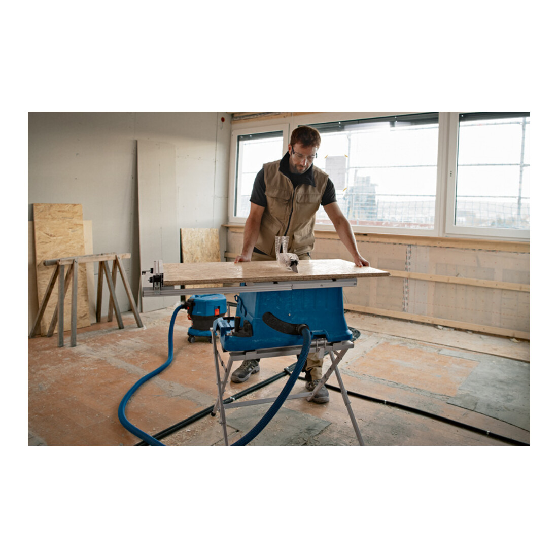 Scie à table sans fil Bosch BITURBO GTS 18V-216