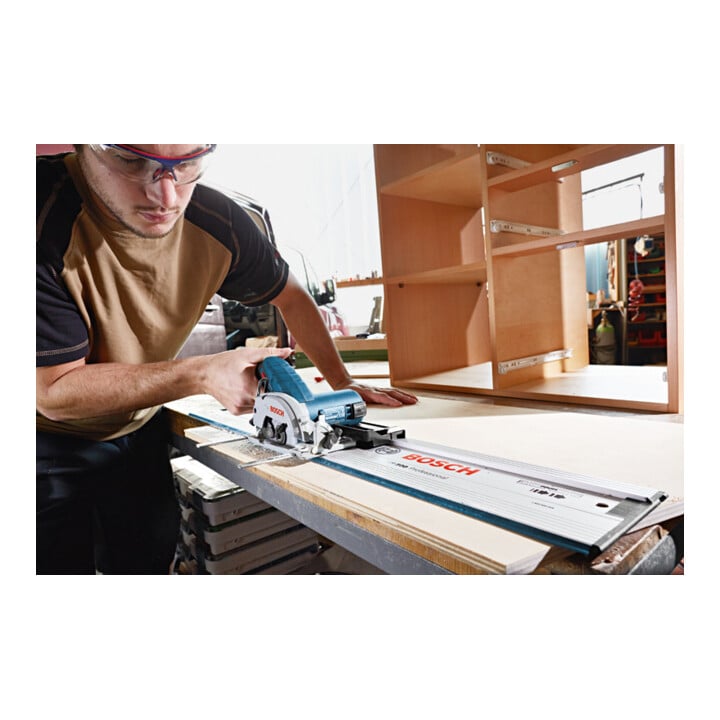 Scie circulaire électroportative sans fil BOSCH GKS1226 avec L-BOXX