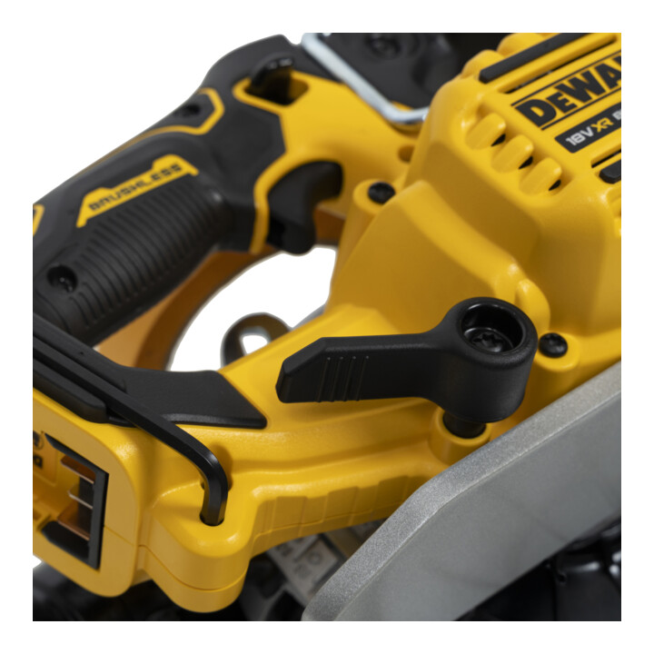 Scie circulaire portative sans fil 18V XR DEWALT, 55mm (sans balais) - Version de base DCS565NT-XJ