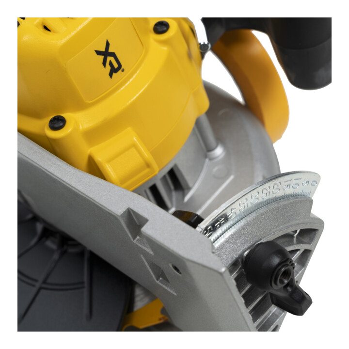 Scie circulaire portative sans fil 18V XR DEWALT, 55mm (sans balais) - Version de base DCS565NT-XJ