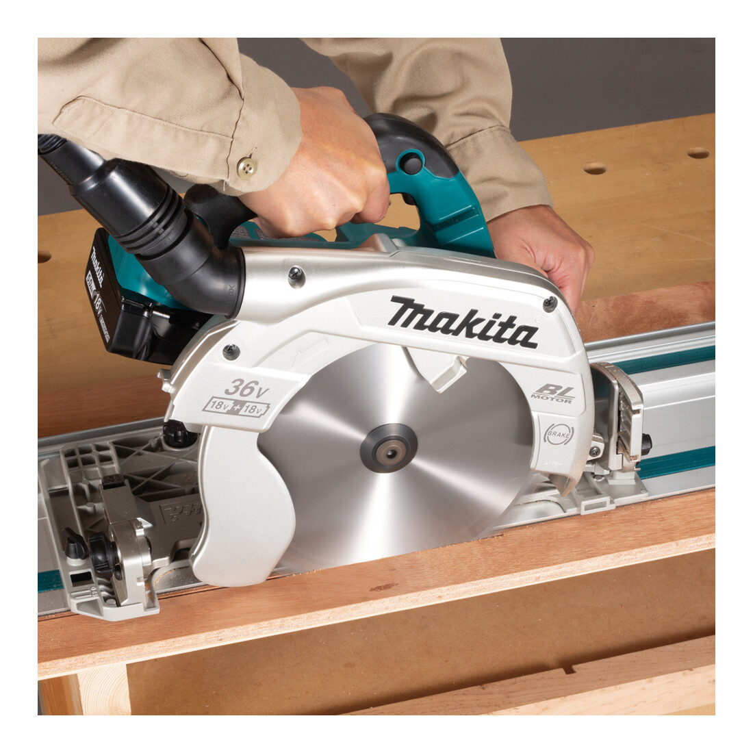 Scie circulaire portative sans fil Makita 85mm 2x18V DHS900ZU