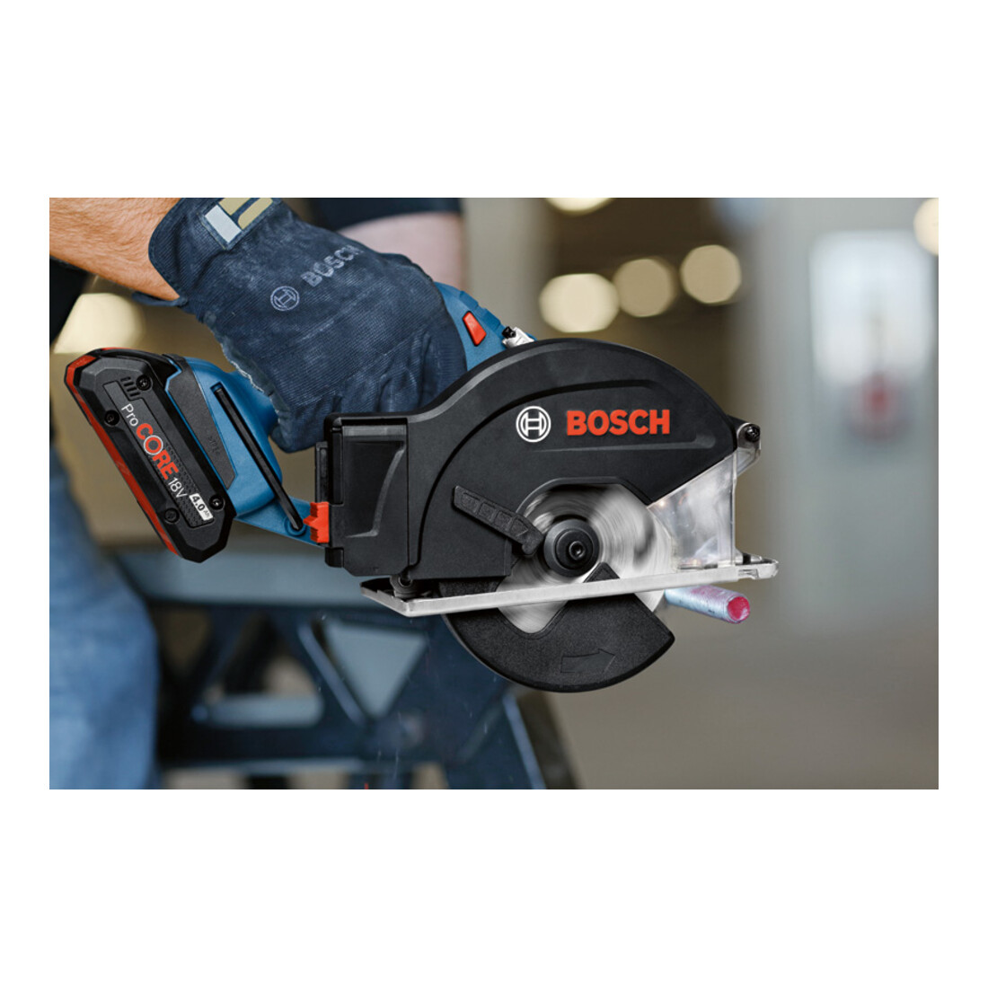 Scie circulaire sans fil Bosch GKM 18V-50