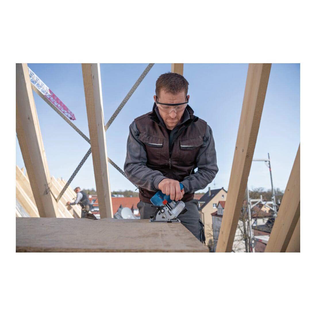 Scie circulaire sans fil Bosch GKS 18V-57-2 L, L-BOXX