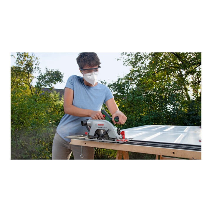 Scie circulaire sans fil UniversalCirc 18V-53 Bosch