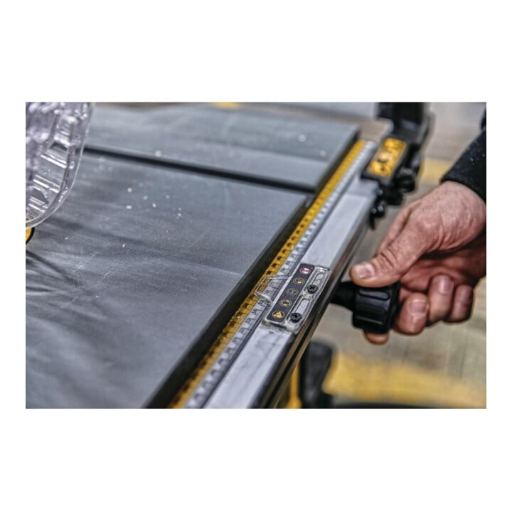 Scie circulaire sur table DEWALT 250 mm DWE7492-QS