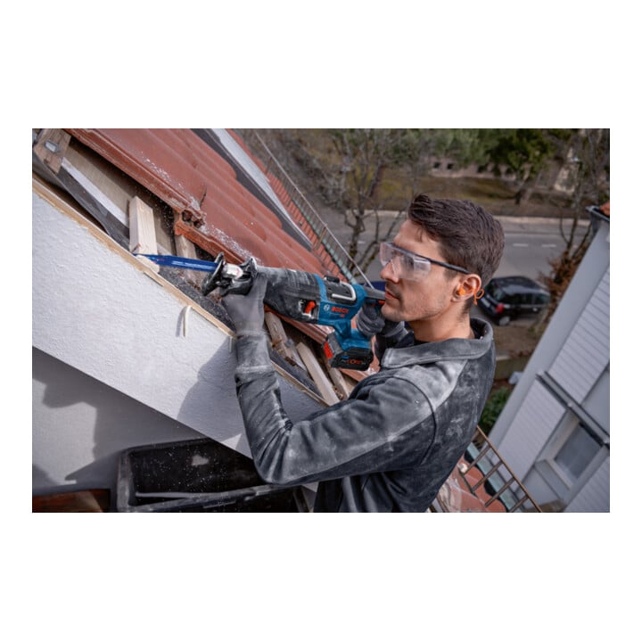 Scie sabre sans fil Bosch GSA 18V-28