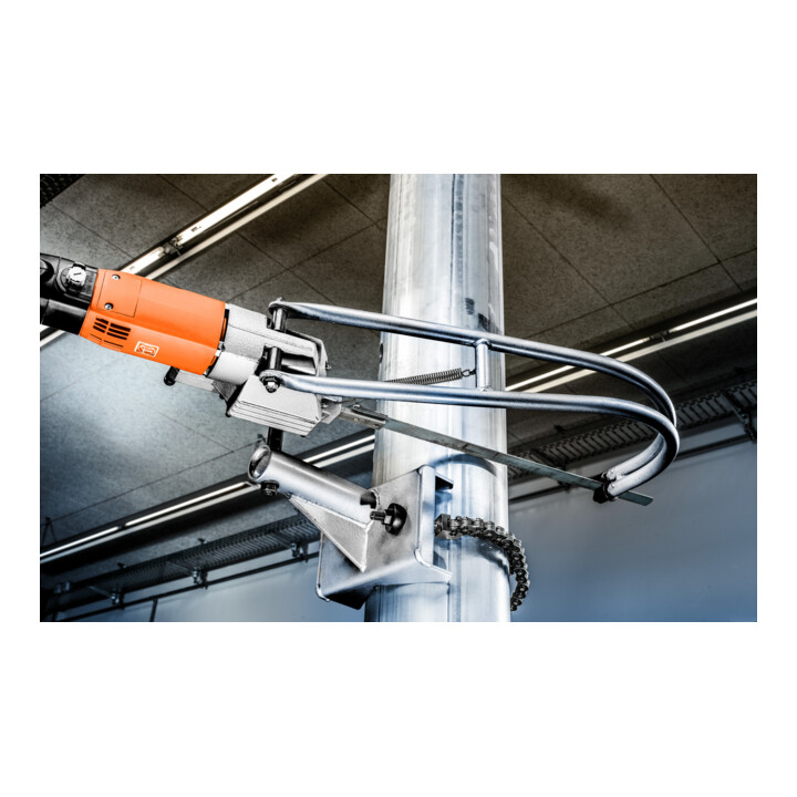 Scie sauteuse Fein pour tubes jusqu'à Ø 440 mm AStx 649-1