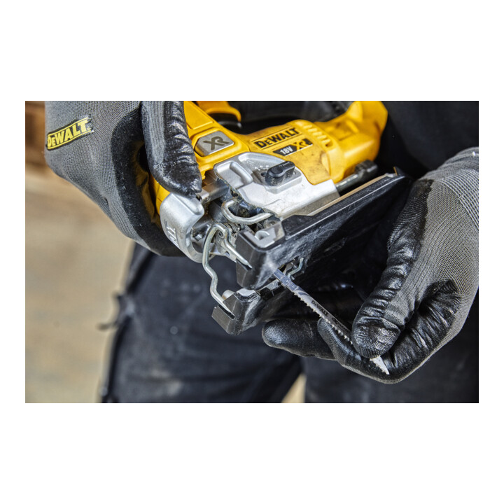Scie sauteuse sans fil à course pendulaire DEWALT DCS334NT-XJ