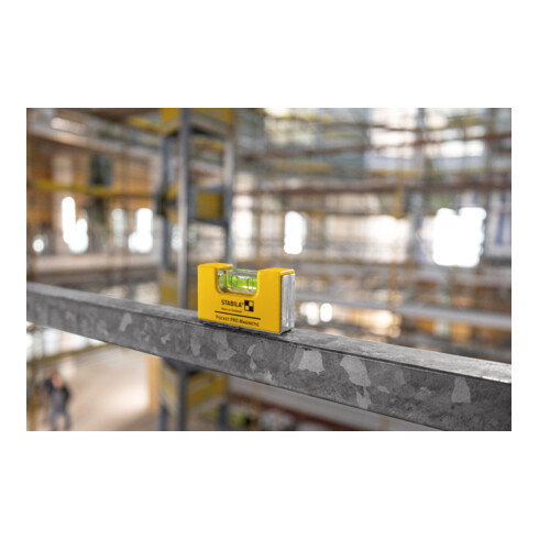 STABILA Wasserwaage Pocket PRO Magnetic 7 cm mit Seltenerd-Magnetsystem und Gürtel-Clip auf SB-Karte