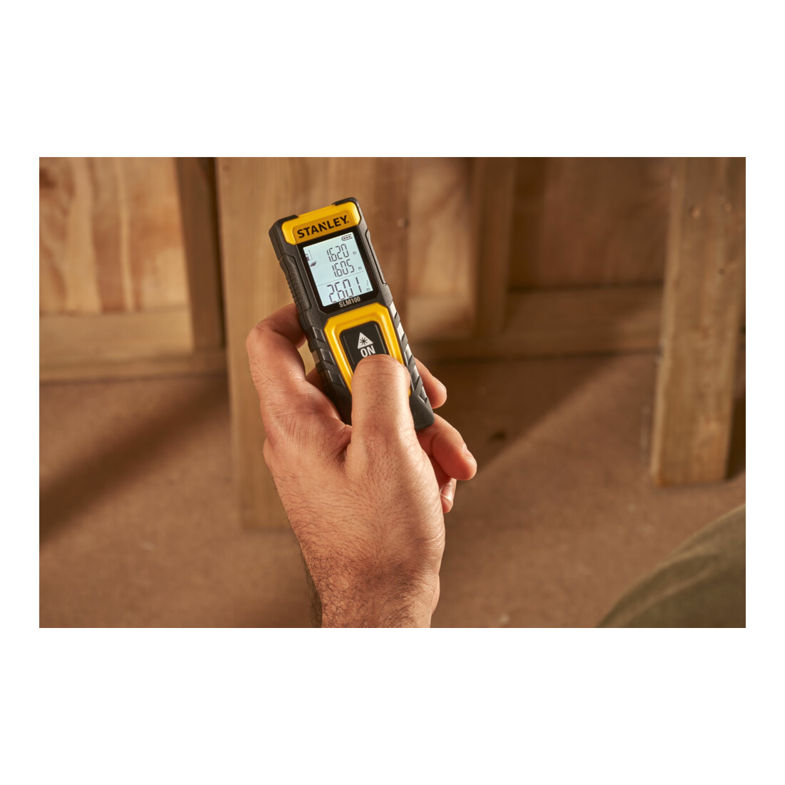 Stanley Afstandsmeter SLM100 tot 30m STHT77100-0