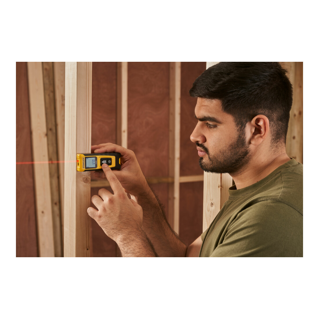 Stanley Afstandsmeter SLM65 tot 20m STHT77065-0