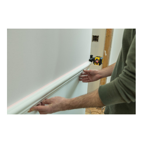 Stanley Line Laser Cubix rood