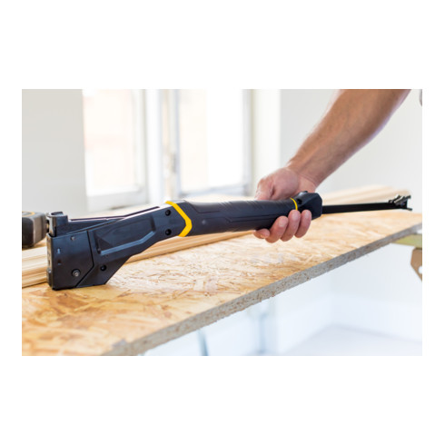 Stanley Set Graffatrice a martello e graffette FATMAX Extra Light