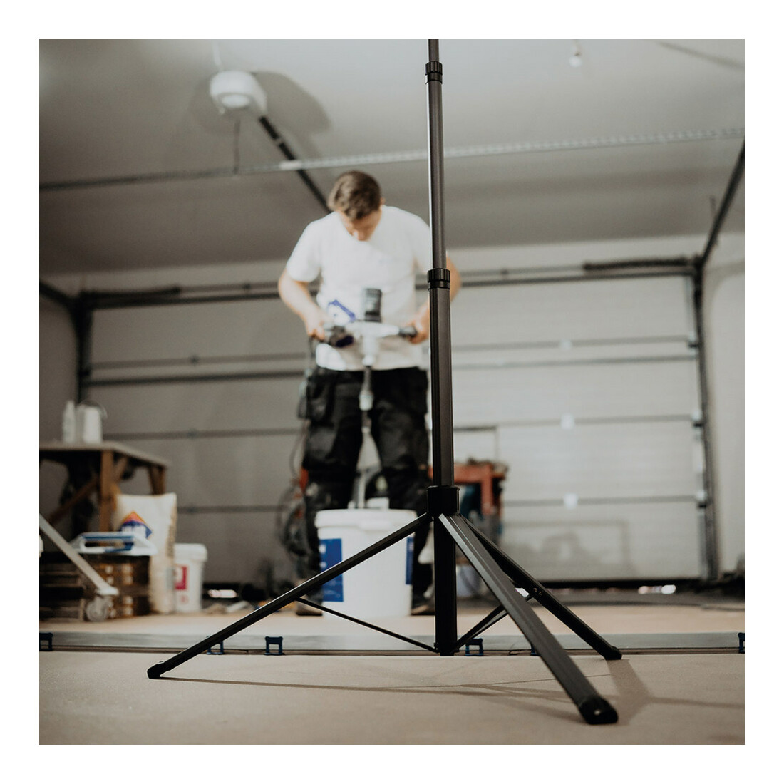 Stativ TRIPOD 2m D.1,06m Nutz-H.min./max.0,9-2m f.Arbeitsleuchten SCANGRIP