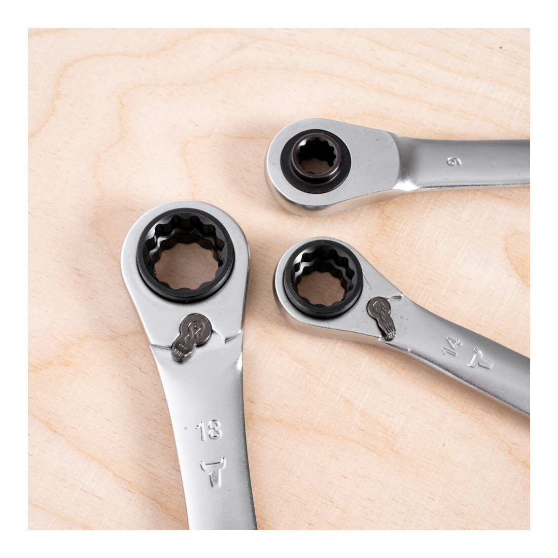 STIER Set di chiavi a cricchetto con doppio anello tipo forte e speciale 4-in-1, 8 - 18 mm, 3 pezzi