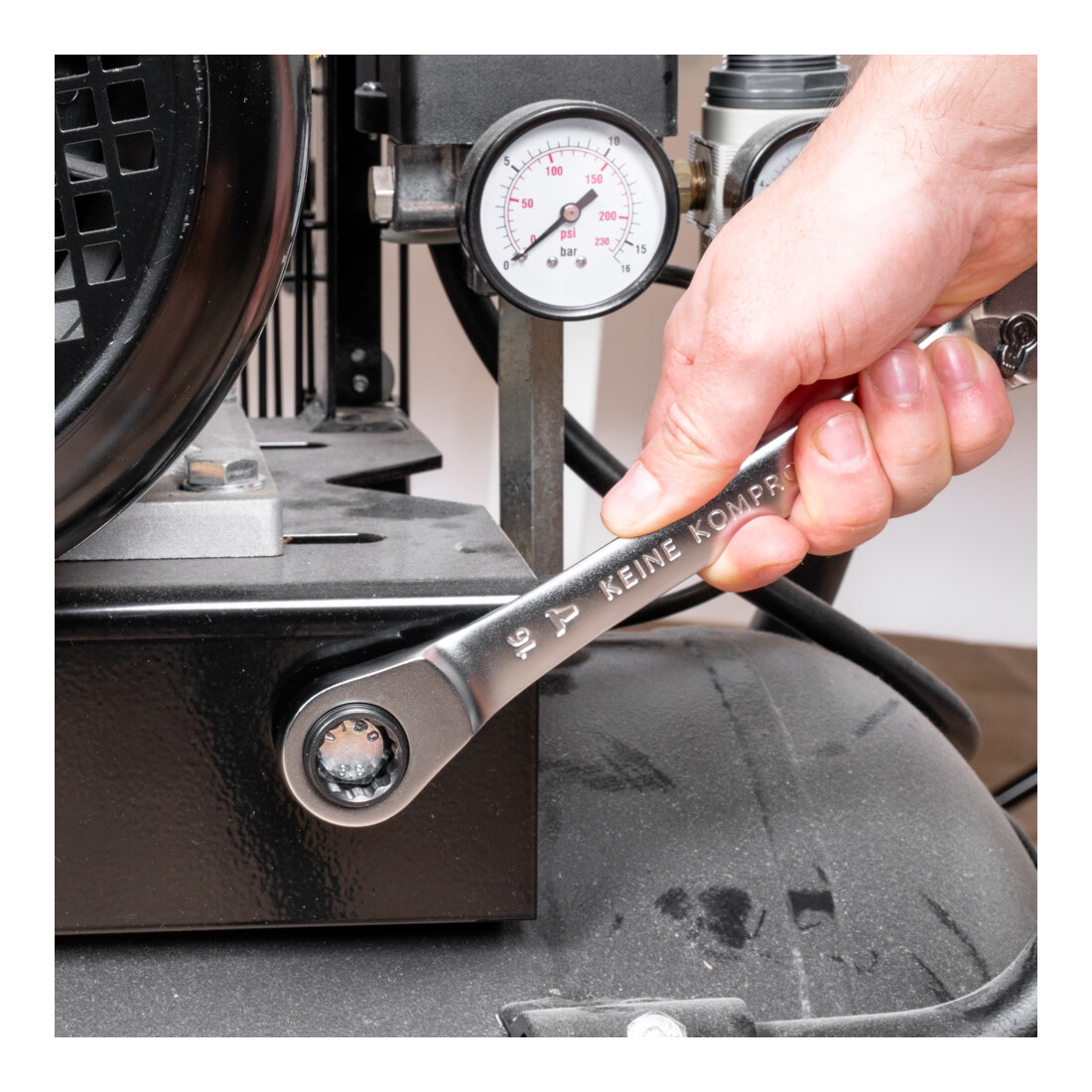 STIER Set di chiavi a cricchetto con doppio anello tipo forte e speciale 4-in-1, 8 - 18 mm, 3 pezzi