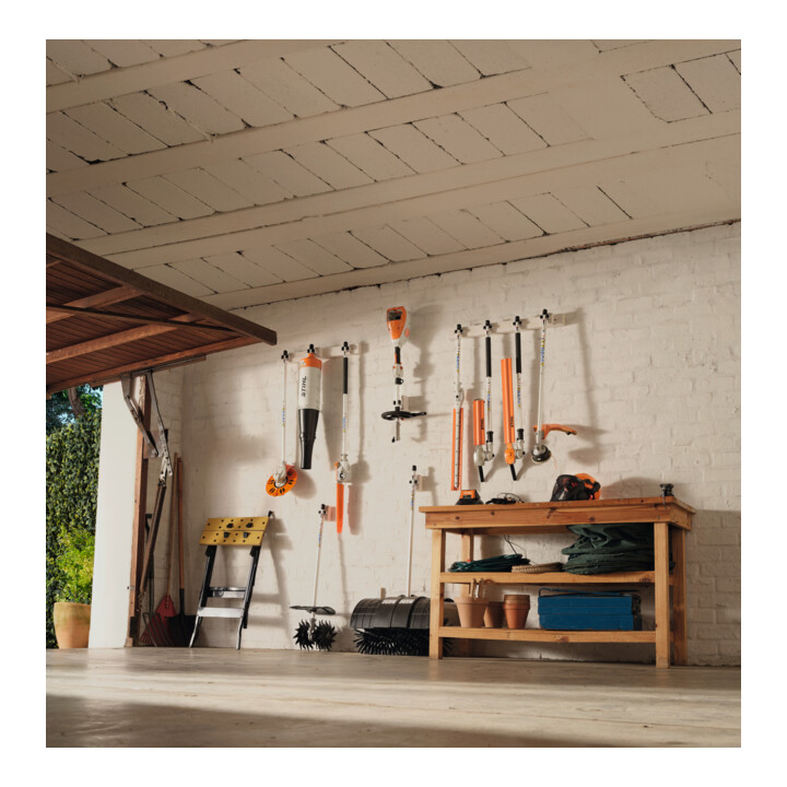 STIHL Accu-combimotor KMA 80 R, zonder accu en oplader
