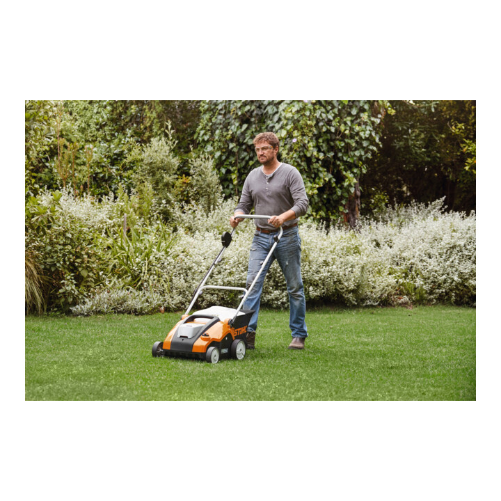 Stihl Accu-verticuteermachine RLA 240