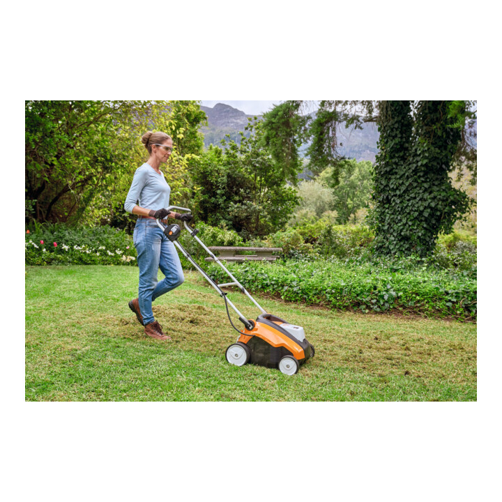 Stihl Accu-verticuteermachine RLA 240