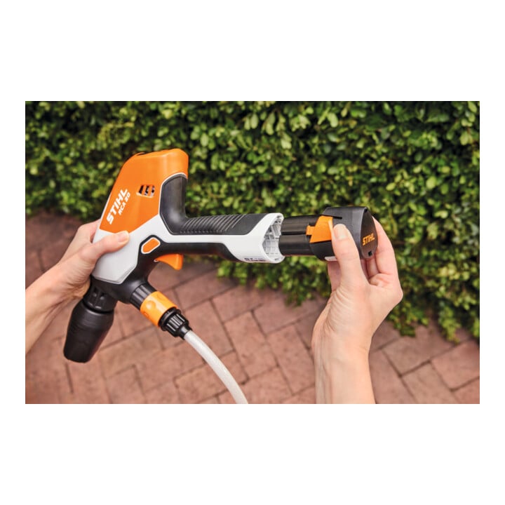 Stihl Akku-Druckreiniger RCA 20, mit 2x Akku AS 2 und Ladegerät AL 1