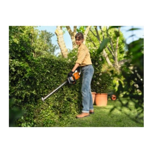 STIHL Akku-Heckenschere HSA 60, Set mit AK 10 und AL 101