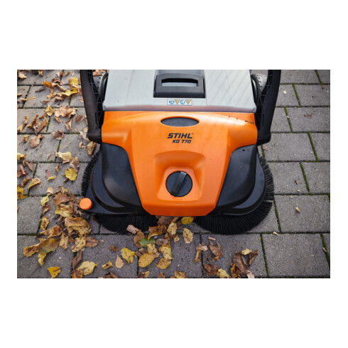 STIHL Akku-Kehrgerät  KG 770