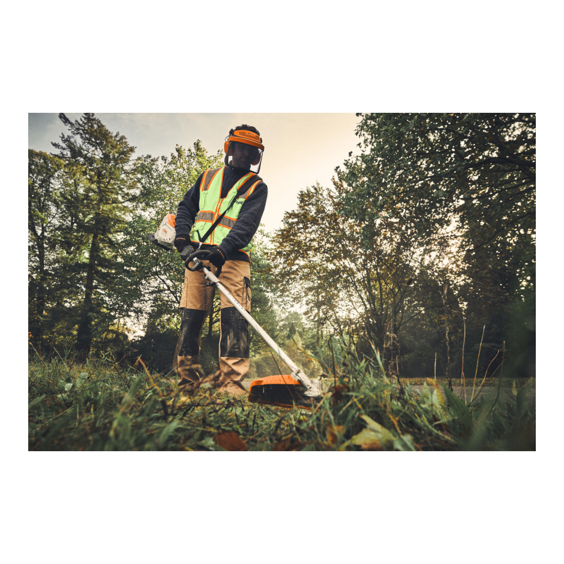 Stihl Akku-KombiMotor KMA 200 R, ohne Akku und Ladegerät
