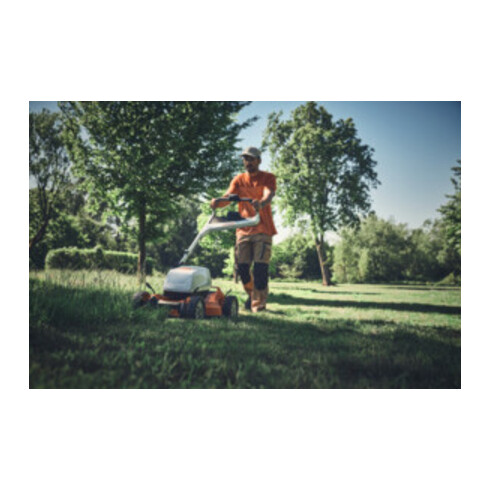 Stihl Akku-Rasenmäher RMA 7 RV