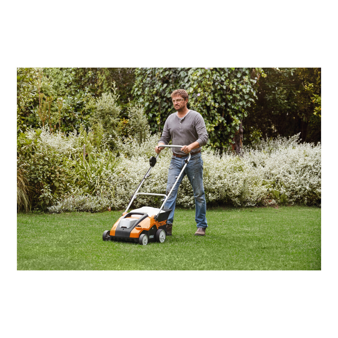 Stihl Akku-Vertikutierer RLA 240