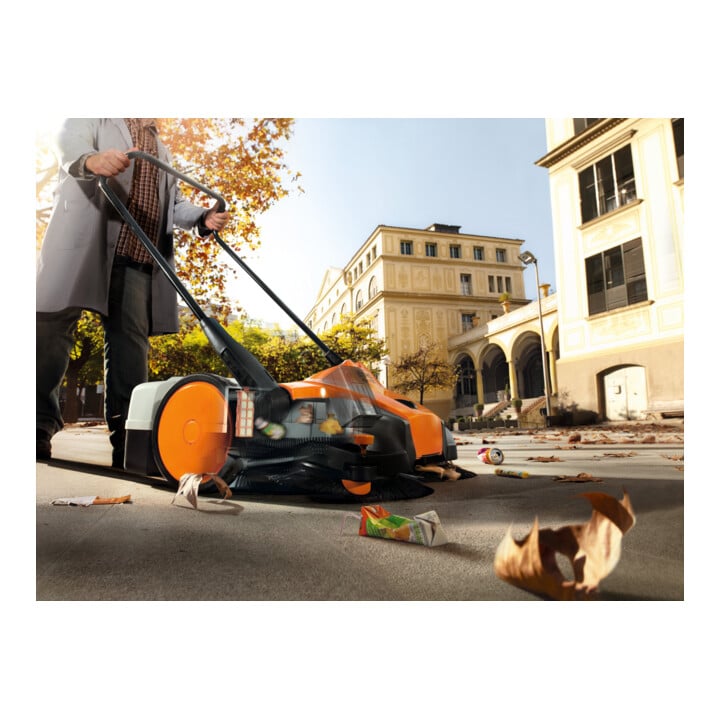 STIHL Balayeuse sans fil KGA 770, sans batterie ni chargeur
