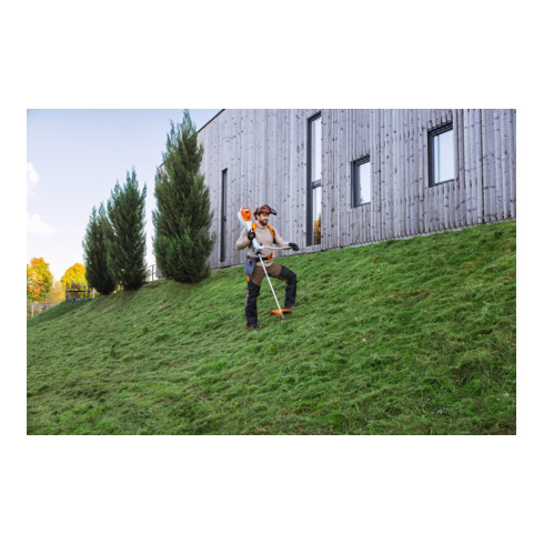 STIHL Débroussailleuse sans fil FSA 200, sans batterie ni chargeur