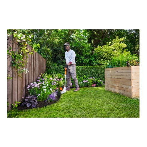 STIHL Débroussailleuse sans fil FSA 30, sans batterie ni chargeur