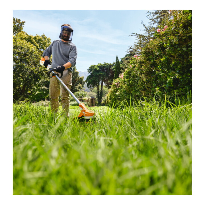 Stihl Débroussailleuse sans fil FSA 70 R, sans batterie ni chargeur