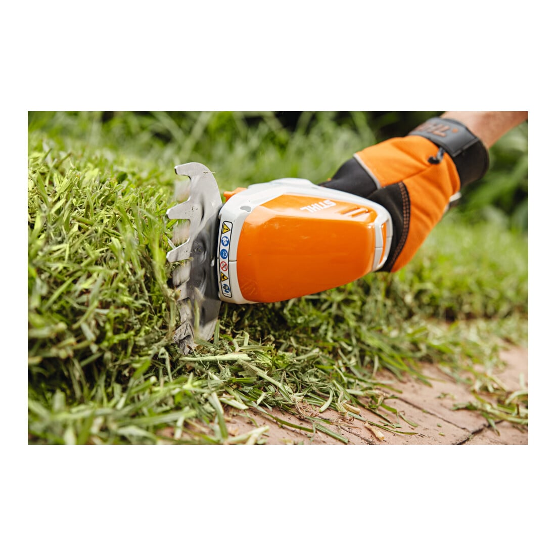 STIHL Forbici a batteria HSA 26, con batteria AS 2 e caricabatterie AL 1