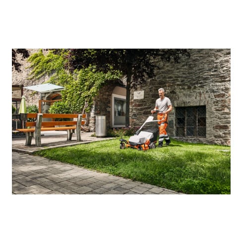 STIHL Akku-Rasenmäher RMA 765 V, Set mit AR 3000 L und AL 501