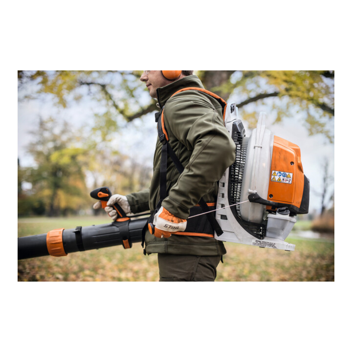 Stihl rückentragbare Blasgerät BR 800 C-E