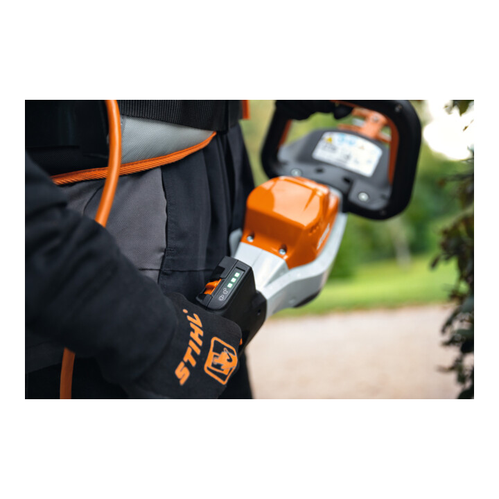 STIHL Taille-haies sans fil HSA 130 R, longueur de coupe 60 cm, sans batterie ni chargeur