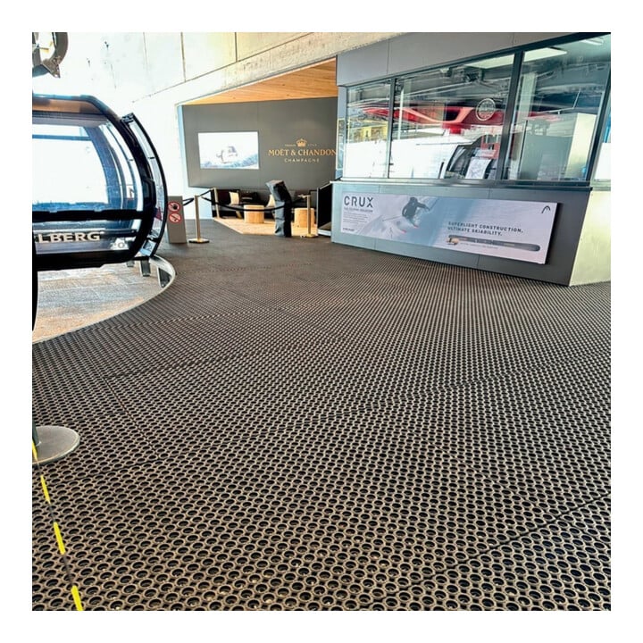 Tapis alvéolé version lourde SBR/NR 22 mm 150 x 100 cm noir