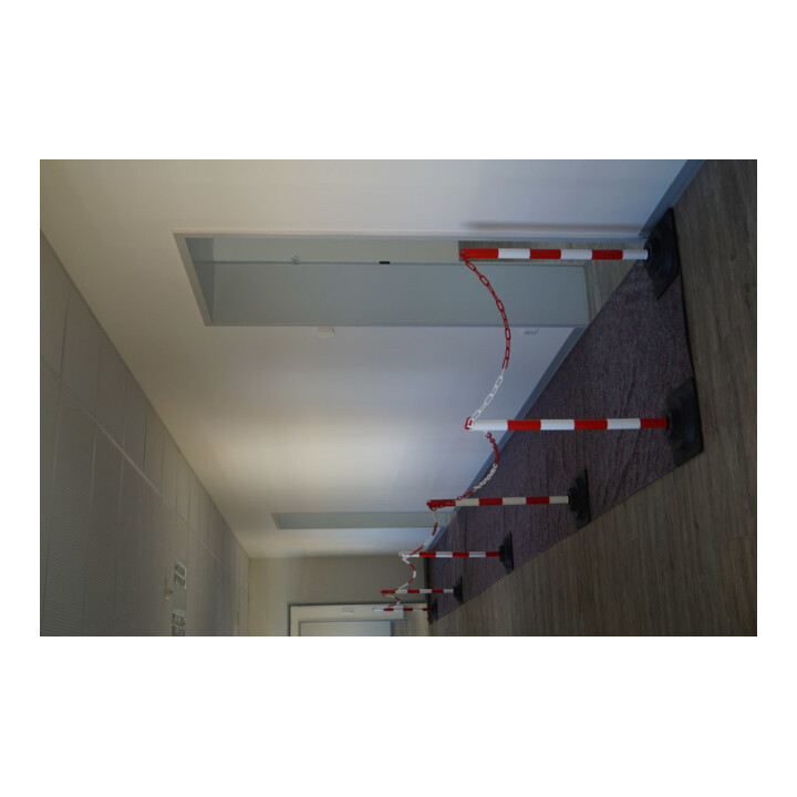 TEMKA Set de poteaux chaîne EcoMax avec chaîne de 10 m 3x rouge/blanc, 3x blanc/rouge, 6x