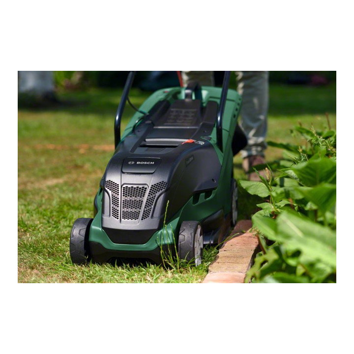 Tondeuse à gazon Bosch UniversalRotak 450, 1300 W, hauteur de coupe 25-70mm, largeur de coupe 35cm