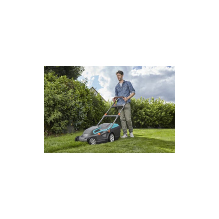 Tondeuse à gazon électrique PowerMax 1800/42 GARDENA