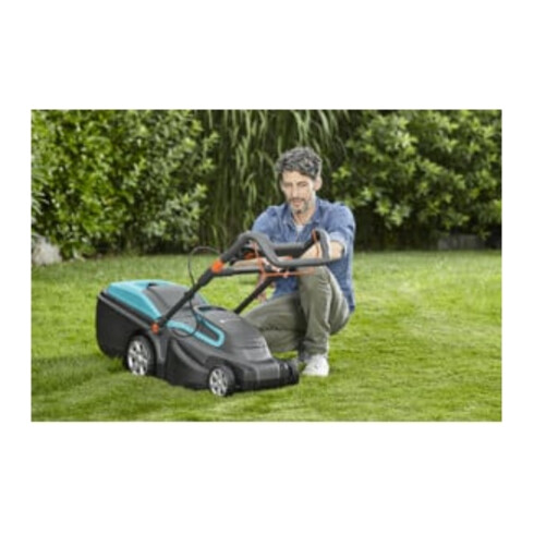Tondeuse à gazon électrique PowerMax 1800/42 GARDENA