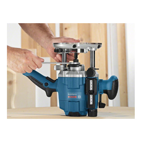 Toupie Bosch GOF 1250 CE