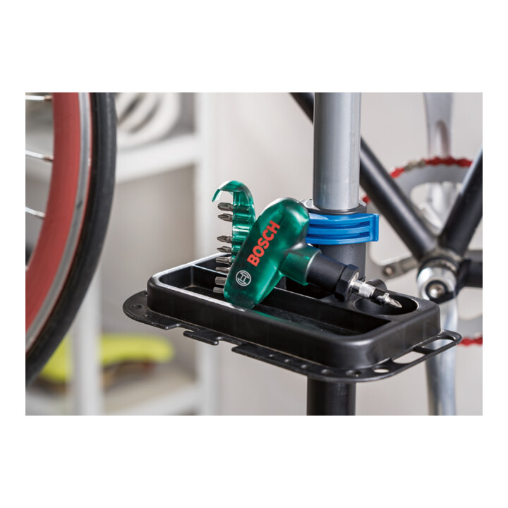 Tournevis à cliquet compact avec 9 embouts de vissage