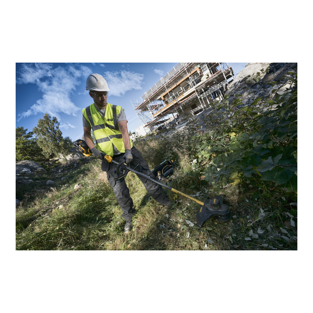 Tronçonneuse à batterie DEWALT 54V DCM575X1-QW