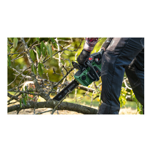 Tronçonneuse à chaîne sans fil AdvancedChain 36V-35-40 Bosch, 1x batterie 36V 2.0Ah, chargeur AL 36V-20