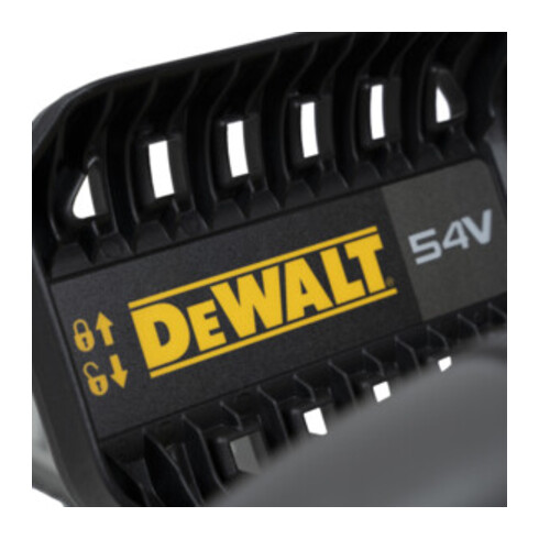 Tronçonneuse à chaîne sans fil DEWALT 54 Volts, guide-chaîne 50cm (sans brosse) - Version de base DCMCS575N-XJ