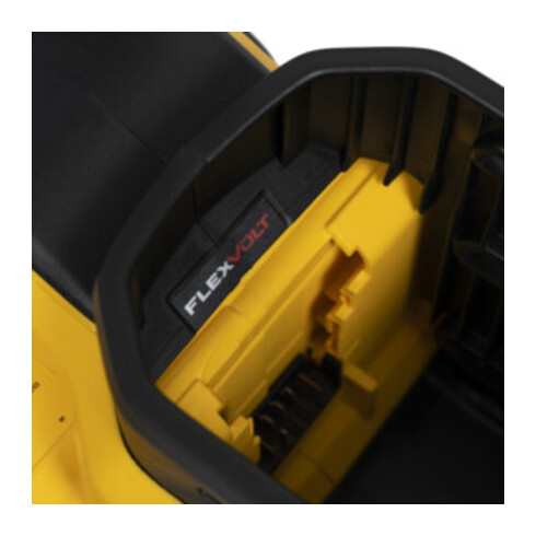 Tronçonneuse à chaîne sans fil DEWALT 54 Volts, guide-chaîne 50cm (sans brosse) - Version de base DCMCS575N-XJ