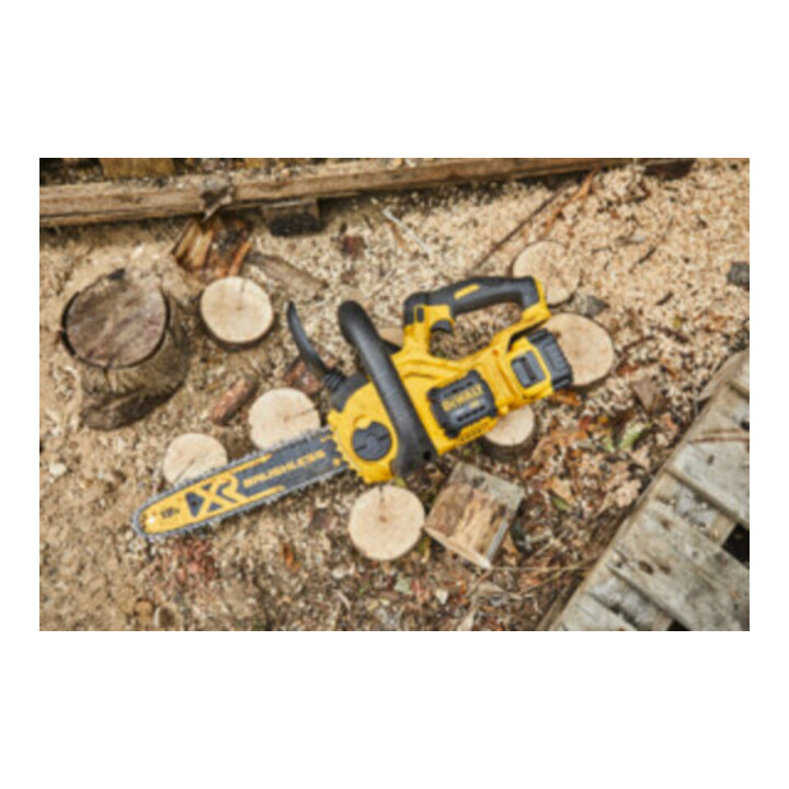 Tronçonneuse sans fil 18 volts DEWALT 30cm Version de base DCM565N-XJ